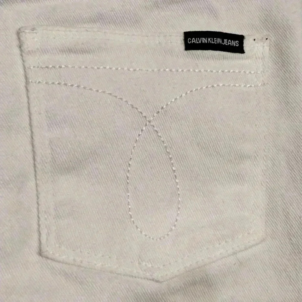 Calvin Klein slim fit Jeans Girls Size 10 - Picture 4 of 13